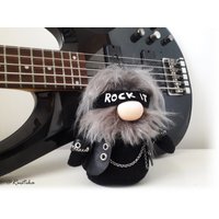Ozzy-Felsenwichtel Handgemachter Biker-Zwerg Mit Lederjacke von RustikaRo