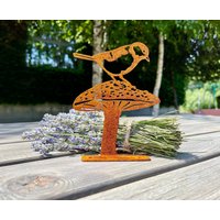 Rostiger Spatz Auf Einer Pilz Gartenmauer Outdoor Art - Metall Yard Tier Vögel Zur Gartendekoration Zauntopper Rostiger Spatz Auf Einer Pilz Gartenmauer Outdoor Art - Metall Yard Tier Vögel Zur Gartendekoration Zauntopper von RustySparrowDesign