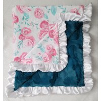 Minky Decke, Baby-Mädchen-Decke, Baby-Geschenk, Floral-Decke, Petrol, Aqua, Minze, Benutzerdefinierte Rosie, Rose Rüschen von RuthieandSage