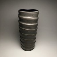 Celadon Ridged Vase von Ryanjgreenheck
