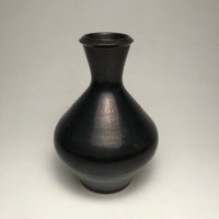 Schwarze Flasche Vase von Ryanjgreenheck