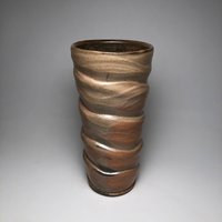 Shino Ridged Vase von Ryanjgreenheck