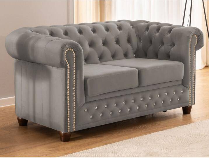S-Style Möbel Cleo Blink - Chesterfield 2-Sitzer Sofa mit Schlaffunktion aus Samt mit Kristallsteppung und braunen Massivholzfüßen - Grau S-Style Möbel Cleo Blink - Chesterfield 2-Sitzer Sofa mit Schlaffunktion aus Samt mit Kristallsteppung und braunen Massivholzfüßen - Grau von S-Style Möbel