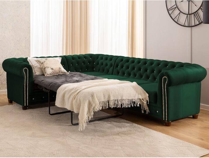 S-Style Möbel Cleo Blink - Chesterfield Ecksofa L-Form mit Schlaffunktion aus Samt mit Kristallsteppung und braunen Massivholzfüßen - Flasche Grün von S-Style Möbel