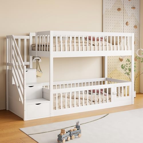 SACOOL Etagenbett 90x200 Kinderbett mit Sicherheitstreppe und Schubladen weißes Holzeinzelbett mit Stauraumbett für Kinder Jugendliche SACOOL Etagenbett 90x200 Kinderbett mit Sicherheitstreppe und Schubladen weißes Holzeinzelbett mit Stauraumbett für Kinder Jugendliche von SACOOL