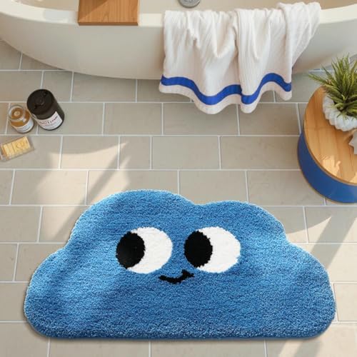 Cloud-Badematte für Badezimmer, 80 x 50,8 cm, niedlicher blauer Wolken-Badezimmerteppich mit Augen, weich, saugfähig, rutschfeste Matte für Badewanne, Waschbecken oder Eingangsbereich Cloud-Badematte für Badezimmer, 80 x 50,8 cm, niedlicher blauer Wolken-Badezimmerteppich mit Augen, weich, saugfähig, rutschfeste Matte für Badewanne, Waschbecken oder Eingangsbereich von SAIONJI