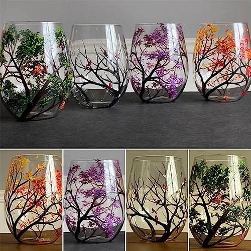 Vier Jahreszeiten Baum Weingläser – handgemalte Kunst, Frühling Sommer Herbst Winter bemalte Weingläser, saisonale Baum Kunst Design farbige Gläser (Stielloses Glas, 4 STÜCK) von SAKEMA