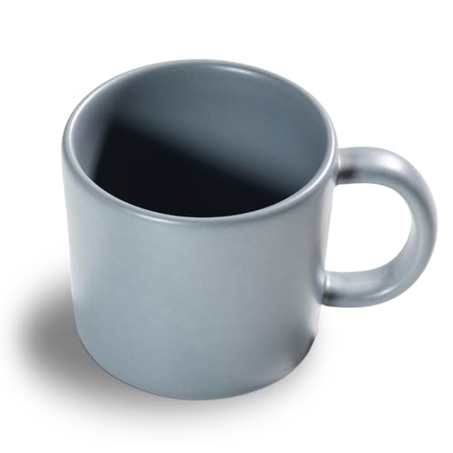 SALZKAMMERGUT KERAMIK Kaffeebecher mit Henkel, 0,25l, Dunkelgrau, Geschirr handgemacht in Österreich von SALZKAMMERGUT KERAMIK