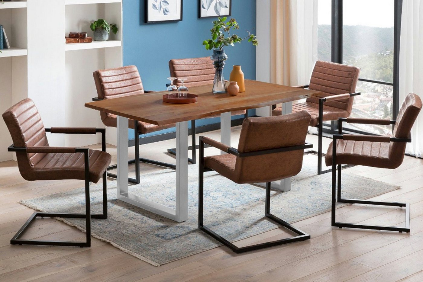 SAM® Essgruppe Alterius, massives Akazienholz, mit Baumkante, U-Gestell und Stühlen von SAM®