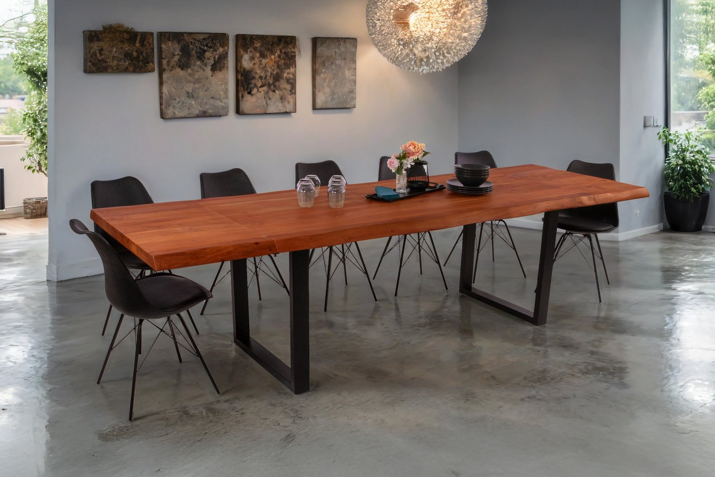 SAM® Essgruppe Henrik, Baumkante, massives Akazienholz, mit 2 Ansteckplatten und Stühlen von SAM®