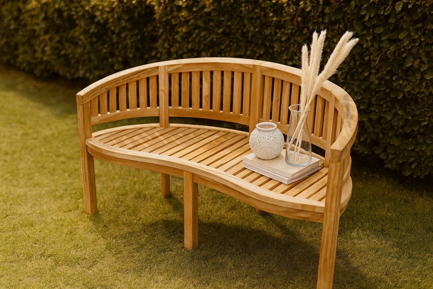 SAM® Gartenbank Leyla, Teakholz massiv, Bananenbank, stabil und hochwertig von SAM®