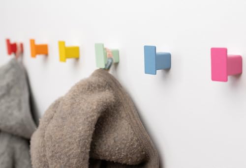 SAM Moderne Kindergarderobe CAPRI - aus Metall mit 6 bunten Haken, individuell montierbar, Regenbogendesign – langlebige Design-Garderobe für Kinderzimmer, Flur oder Gang, Made in Germany SAM Moderne Kindergarderobe CAPRI - aus Metall mit 6 bunten Haken, individuell montierbar, Regenbogendesign – langlebige Design-Garderobe für Kinderzimmer, Flur oder Gang, Made in Germany von SAM Exclusive Interior