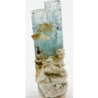 Twinned Aquamarine Mit Feldspar, Erongo Mnt, Namibia von SAMineralShop