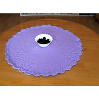 Runder Gehäkelter Deck Teppich Lavendel Lila Rosa Kinderzimmer Teppich Tischdecke Rag Area Play Door Mat Decor Minimalist Folk Art Zero Waste von SANAPIRO
