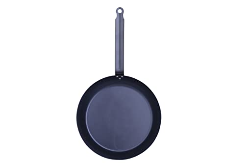 SANTOS Bratpfanne Carbonstahl - ø28cm - Eisenpfanne - extra langer Stil - 1,3kg - robust & langlebig - Induktion, Kochfeld, Grill, Gasherd, Feuer & Co von SANTOS