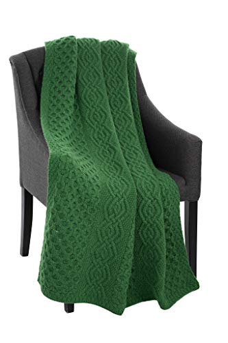 Irische 100% Merinowolle Wabenmuster Warme und Weiche Aran Decke in Natur/Grün Throw, 152 x 101 cm (Grün) von SAOL