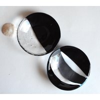 Handgefertigte Ringschälchen Aus Murano Glas in Schwarz Und Weiß Handgefertigte Ringschälchen Aus Murano Glas in Schwarz Und Weiß von SARIYER