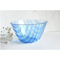 Blaue Und Klare Geschmolzene Glas Schüssel Mit Streifen von SARIYER