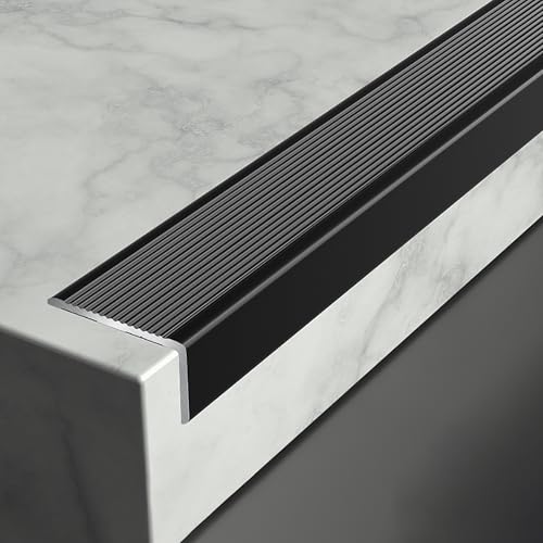 Rutschfester Treppenkantenschutz aus Aluminiumlegierung – L-förmige Treppenleiste for den Innen- und Außenbereich aus Holz – stilvolle Sicherheitslösung(Black,L 140cm (55 1/10")) von SASAS