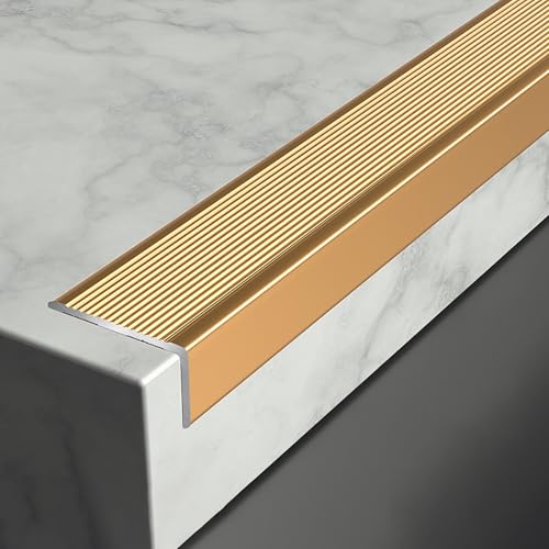 Rutschfester Treppenkantenschutz aus Aluminiumlegierung – L-förmige Treppenleiste for den Innen- und Außenbereich aus Holz – stilvolle Sicherheitslösung(Gold,L 130cm (51 1/5")) von SASAS