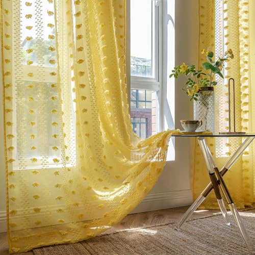 SASIGAYA Boho Vorhänge Transparente GelbVoile Gardinen 160 cm Lang Durchsichtige Vorhang Dekoschal Pompons Vintage Landhausstil Stabtaschenvorhänge 2er Set für Modern Küche Wohnzimmer Schlafzimmer von SASIGAYA