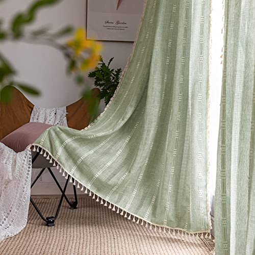 SASIGAYA Gardinen Boho Baumwolle Leinen Verdunklungen Vorhänge Durchbrochene Vintage Bestickete Landhausstil Vorhang Grün Gardinenschals mit Quasten 2er Set für Schlafzimmer Wohnzimmer 132×160cm von SASIGAYA