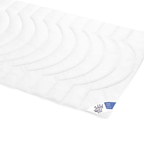 SCHLAFSTIL Bettdecke F200, 135x200, Faserbettdecke, Extraleicht, 100% Polyester, Made in Germany, Oeko-TEX, allergikergeeignet SCHLAFSTIL Bettdecke F200, 135x200, Faserbettdecke, Extraleicht, 100% Polyester, Made in Germany, Oeko-TEX, allergikergeeignet von SCHLAFSTIL