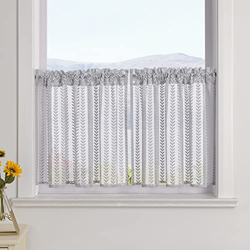 SCHOAL Scheibengardine mit Tunnelzug/Kräuselband 2 Stück Gardinen Küche 2er Set Bistrogardinen Stores Fenstergardine Landhaus Jacquard Grau HxB 60x145cm x2 SCHOAL Scheibengardine mit Tunnelzug/Kräuselband 2 Stück Gardinen Küche 2er Set Bistrogardinen Stores Fenstergardine Landhaus Jacquard Grau HxB 60x145cm x2 von SCHOAL