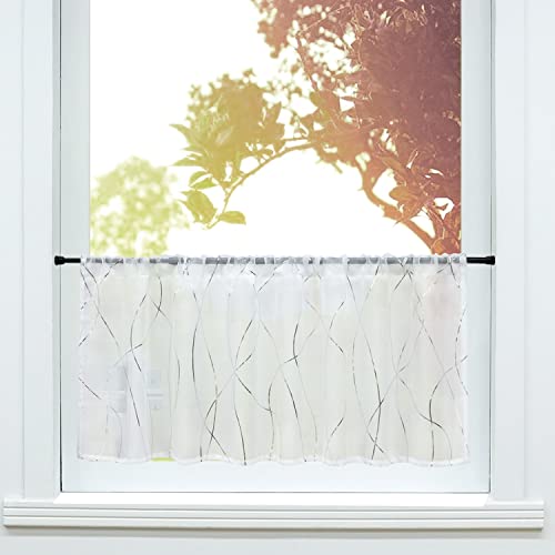 SCHOAL Scheibengardine mit Tunnelzug Gardinen Küche Modern Bistrogardinen Voile Stores Fenstergardine Weiß mit Wellen Muster Silber #2 BxH 90x45cm 1 Stück von SCHOAL