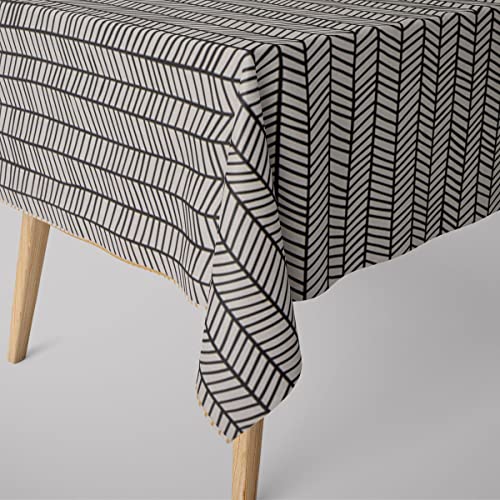 SCHÖNER LEBEN. Tischdecke Fischgrätmuster abstrakt weiß schwarz, Größe:130x220cm SCHÖNER LEBEN. Tischdecke Fischgrätmuster abstrakt weiß schwarz, Größe:130x220cm von SCHÖNER LEBEN.