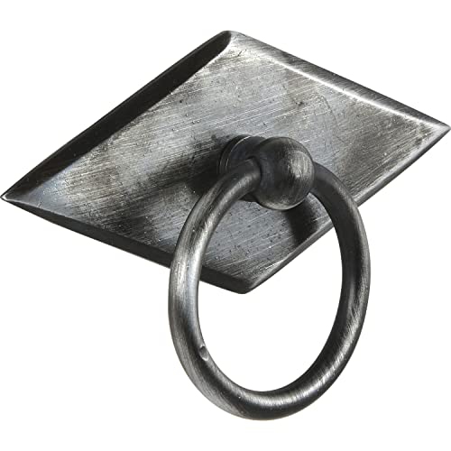 Schorgöhfer & Frehe Möbelgriff Landhausstil - Klappgriff Karo - Schubladengriff Schild mit Ringgriff 68x35mm, Eisen altverzinnt Schorgöhfer & Frehe Möbelgriff Landhausstil - Klappgriff Karo - Schubladengriff Schild mit Ringgriff 68x35mm, Eisen altverzinnt von SCHÖRGHOFER & FREHE