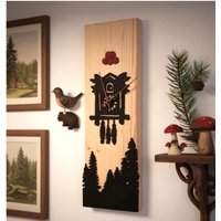 Schwarzwalduhr Schwarzwald Uhr Aus Holz Schwarzwalduhr Schwarzwald Uhr Aus Holz von SCHWARZWALDFARBE