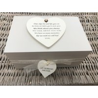Personalisierte Shabby Chic Memory Box.. Trauerfall.. Verlust, in Erinnerung An Einen Geliebten Mann Oder Beliebigen Namen ~ von SCPLTD