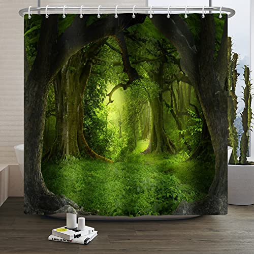 SDOTPMT 105x160cm Magie Wald Duschvorhang Märchen Fantasie Urwald Baum Grün Anlage Wiese Badevorhang Natürlich Landschaft Badewannenvorhang für Badezimmer Polyester mit Haken von SDOTPMT