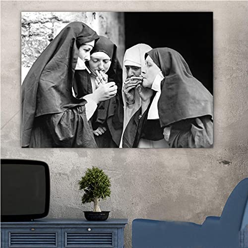 Smoking Nuns Prints Vintage Photo Black and White Poster Cigarette Funny Art Canvas Painting Wall Decor Pictures19.6”x 27.5”(50x70cm) No frame von SDVIB