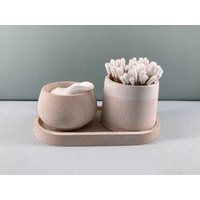 Wattestäbchenhalter Und Schmuckdose Rund Auf Tablett Oval Natursteinoptik Badezimmer, Geschenk Zum Einzug Individuell Wie Beton Handarbeit von SDiesign
