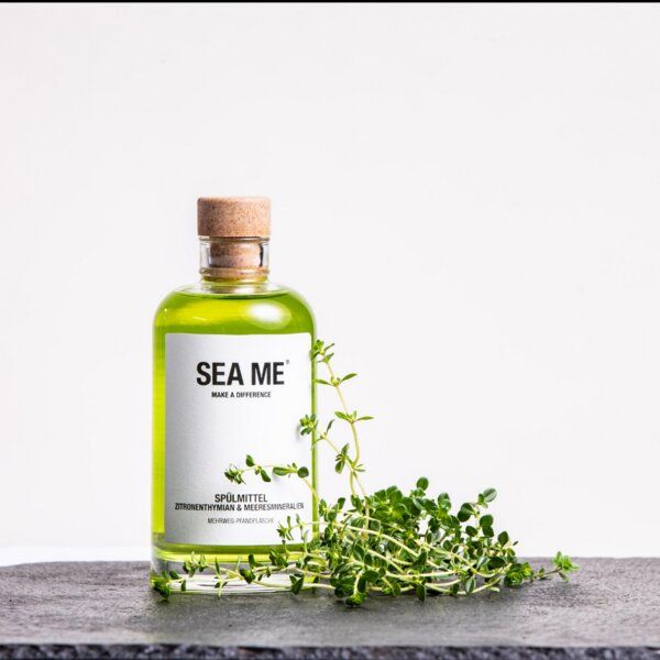 SEA ME Spülmittel | ZitronenThymian & Meeresmineralien | frischer Duft | vegan | Mehrweg-Glas 250 ml von SEA ME