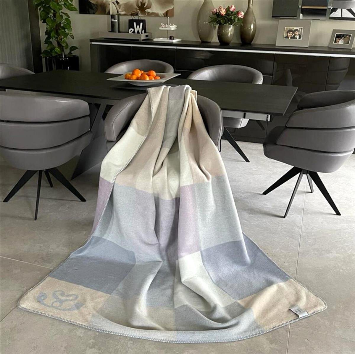 Plaid Plaid Kuscheldecke flauschig Tagesdecke 150x200 cm, SEI Design, Deko Wohnzimmer Überwurf für Couch Plaid Plaid Kuscheldecke flauschig Tagesdecke 150x200 cm, SEI Design, Deko Wohnzimmer Überwurf für Couch von SEI Design