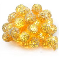 Rattan-Lichterkette mit 2,5 Metern 20 warmweißen LED-Lichtern für den Innenbereich, Schlafzimmer Rattan-Lichterkette mit 2,5 Metern 20 warmweißen LED-Lichtern für den Innenbereich, Schlafzimmer von SERBIA