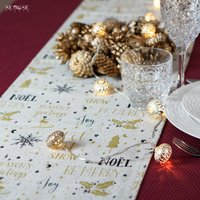 Tischläufer Weihnachten Mit Goldenen Ornamenten - Schneeflocken Und Tannenbaum Weihnachtliche Tisch- Wohnungsdekoration Weihnachts Leinen Geschenk von SESEstudio