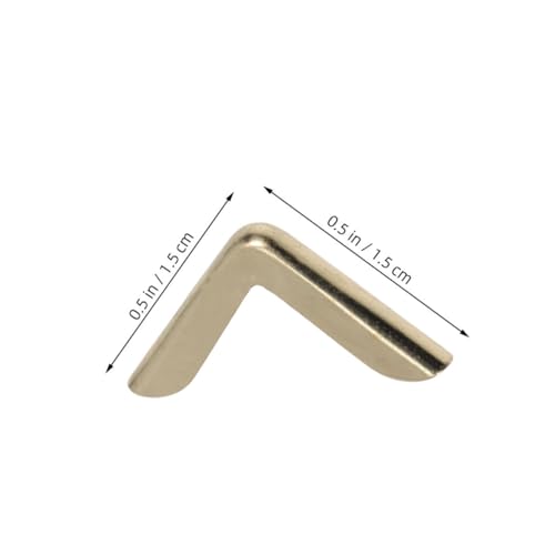 SEWACC 180 Stück Metall Buch Eckenschützer Gold Vintage Antike Schutzecken für Fotoalben Notizbücher Scrapbooking Ordner Eleganter Kantenschutz mit Klassischem Design SEWACC 180 Stück Metall Buch Eckenschützer Gold Vintage Antike Schutzecken für Fotoalben Notizbücher Scrapbooking Ordner Eleganter Kantenschutz mit Klassischem Design von SEWACC