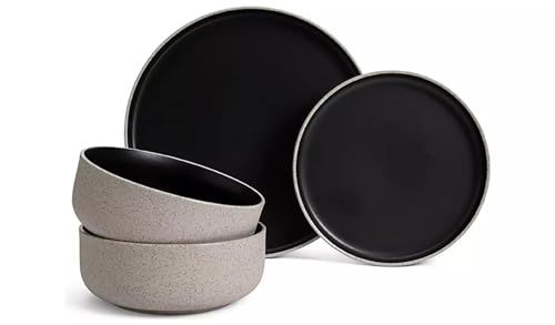 Set mit 4 Pastaschalen mit rohem Rand, gesprenkelt. Der Tisch in dramatischer Keramik-Mode, jede breite Schüssel ist ein Stil-Statement – Mattschwarz von SHABJY