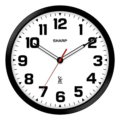 SHARP Atomic Analog Wanduhr – 30,5 cm schwarzer stilvoller Rahmen – schaltet Sich automatisch EIN – batteriebetrieben – leicht zu lesen – einfach zu bedienen – modernes Design und Stil von Sharp