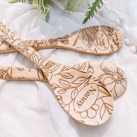 Personalisierter Gravierter Holzlöffel Ll Geschenk Für Mama Der Muttertag Liebe Dich Muttertagsplakette Mutterschaft Backen von SHARTRUESE