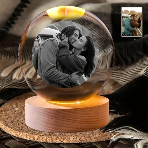 SHENGBEIDZ 2D-Fotokristallkugel, Personalisierte Kristallkugel Mit Beleuchtetem Sockel, Gedenkgeschenk Für Haustiere, Gravierte Modische Glaskugel Mit Ihrem Bild(8cm/3.15in) von SHENGBEIDZ