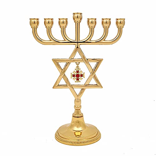 Menora mit Davidstern und Jerusalemkreuz in der Mitte - Der Orden der Ritter vom Heiligen Grab zu Jerusalem - Siebenarmiger Leuchter aus Messing in Gold. Höhe - 16 cm, Breite - 13 cm. Aus Israel von SHUCK24