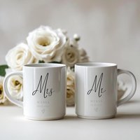 Personalisiertes Hochzeitsgeschenk Tassen Mrs Und Mr Geschenk Zur Hochzeit Personalisierte Mann Frau Wedding von SIMASIMPLETHINGS
