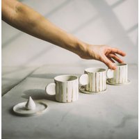 Moderne Keramik Handgemacht Espresso-Tasse Und Untertasse Set Neuer Job Geschenk Goldene Hochzeit Eltern Ruhestand Teetasse | 1 Set Moderne Keramik Handgemacht Espresso-Tasse Und Untertasse Set Neuer Job Geschenk Goldene Hochzeit Eltern Ruhestand Teetasse | 1 Set von SINDstudio