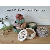 Sofort Lieferbar | Einzelstücke Häkelkörbchen Häkelkorb Rund Aufbewahrungskorb Brotkorb Last Minute Geschenkidee von SINOHandmade