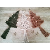 Weihnachtsbaum | Makramee Weihnachtsdekoration Tanne Wandbehang Geschenkidee Gastgeschenk Macrame Homedecor Deko Boho Weihnachtsbaum | Makramee Weihnachtsdekoration Tanne Wandbehang Geschenkidee Gastgeschenk Macrame Homedecor Deko Boho von SINOHandmade